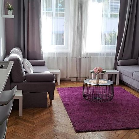 Sweet 16 Apartment In The Party District Budapest Exteriör bild