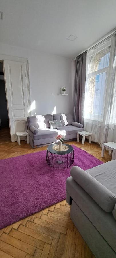 Sweet 16 Apartment In The Party District Budapest Exteriör bild